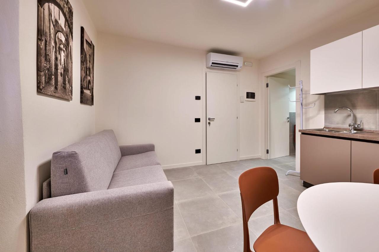 Apartmentsgarda - Residenza Mercanti Exterior photo